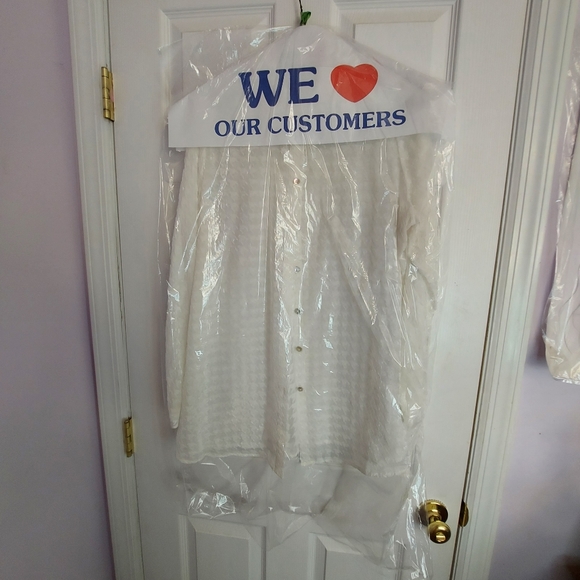 Cream Bone White Button Down Blouse - Picture 2 of 5